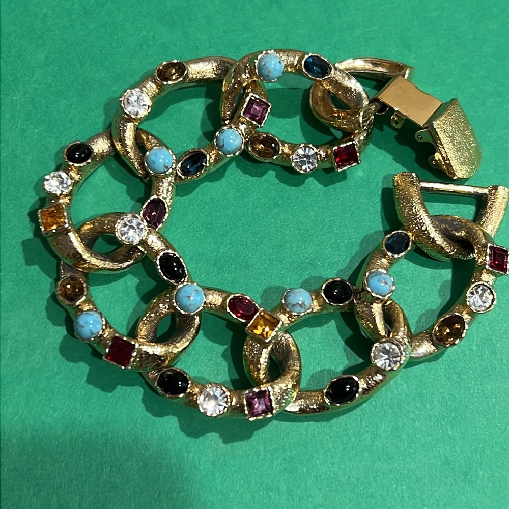 Vintage Gold-Tone Multicolor Link Bracelet with Gem Accents